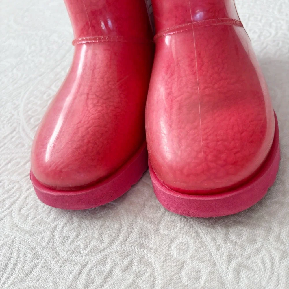 UGG Classic Clear Waterproof Mini Boot, Hibiscus Pink‎ Sz 6